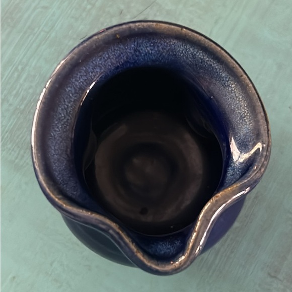 Studio pottery creamer or syrup pitcher - home decor - Picture 5 of 9